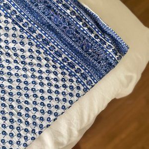 Blue & White Light Scarf 100% Cotton - Like New!!